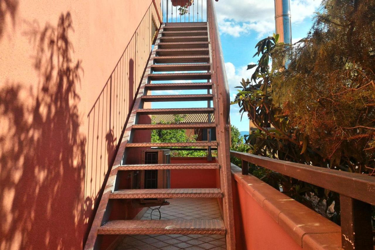 Corona Bed & Breakfast Sardara Kültér fotó